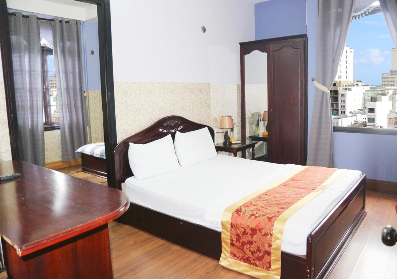Ponys Hotel Nha Trang Kültér fotó