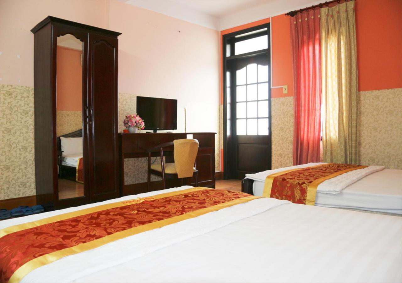Ponys Hotel Nha Trang Kültér fotó