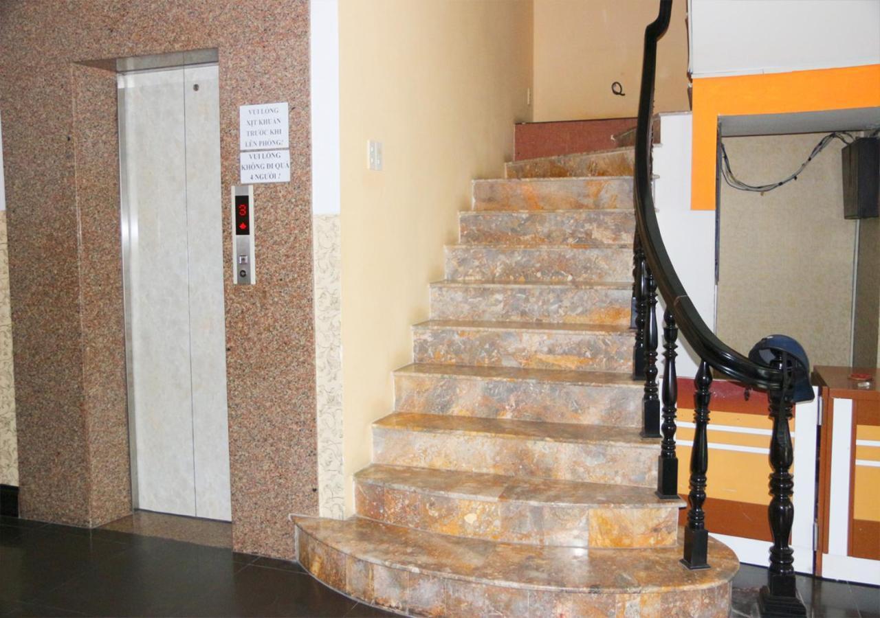 Ponys Hotel Nha Trang Kültér fotó