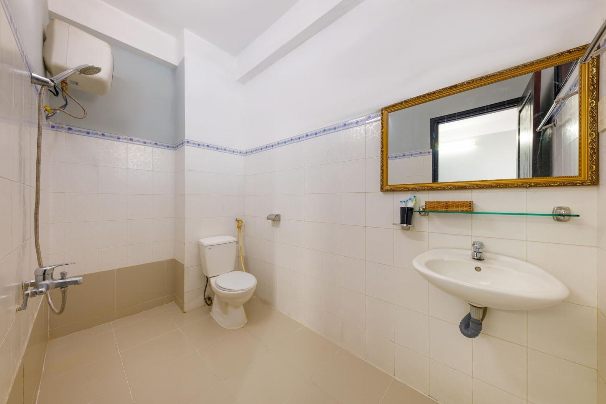 Ponys Hotel Nha Trang Kültér fotó