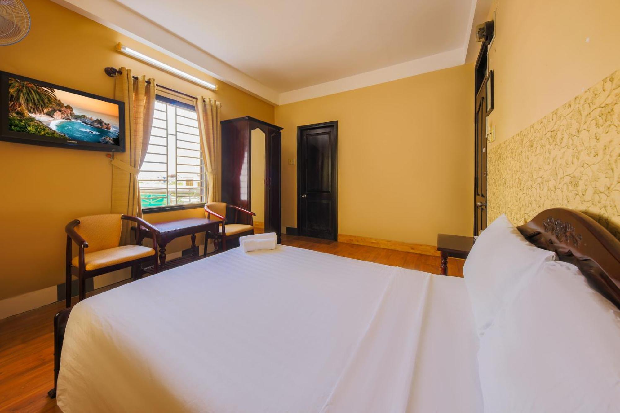 Ponys Hotel Nha Trang Kültér fotó
