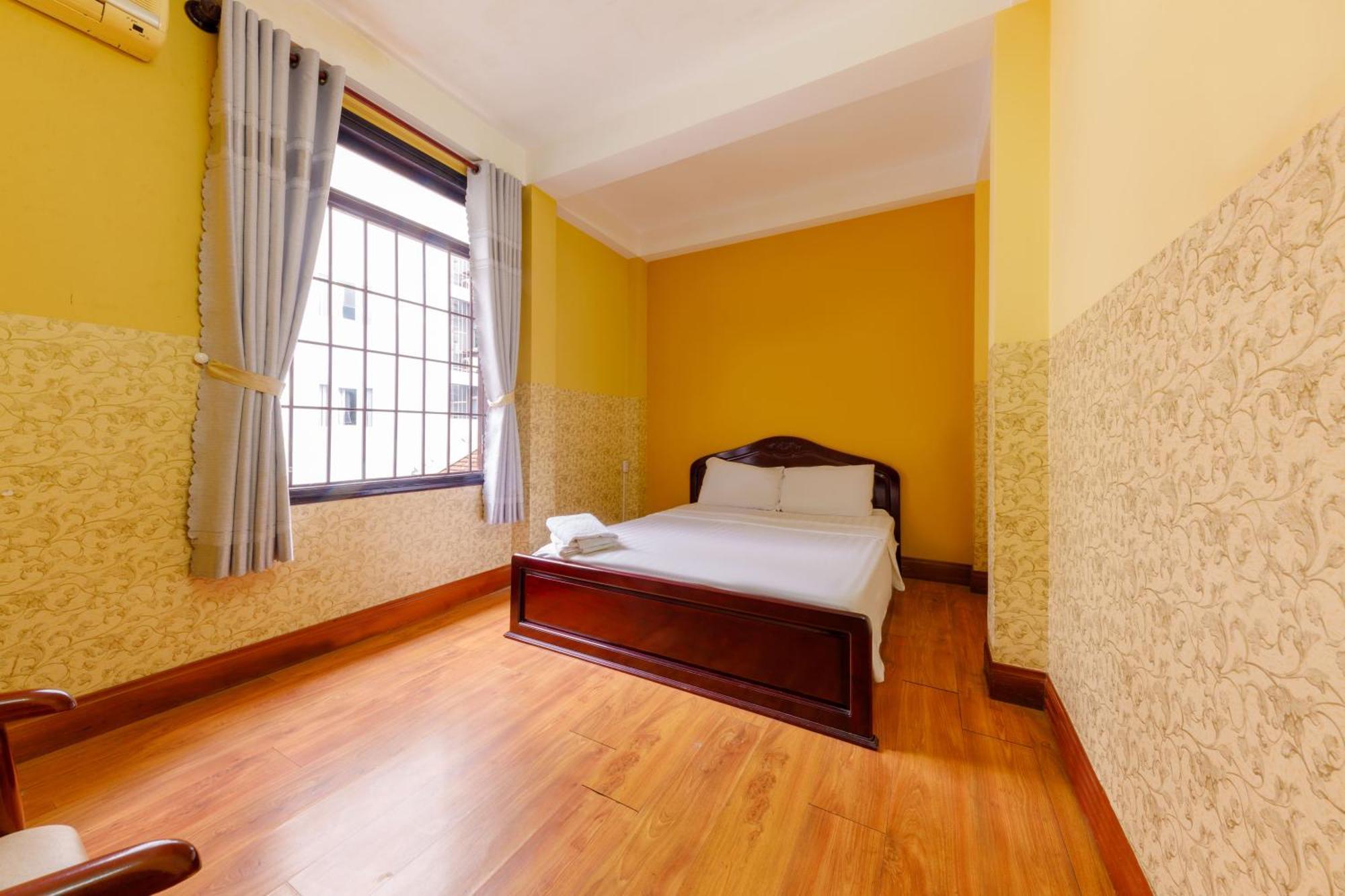 Ponys Hotel Nha Trang Kültér fotó
