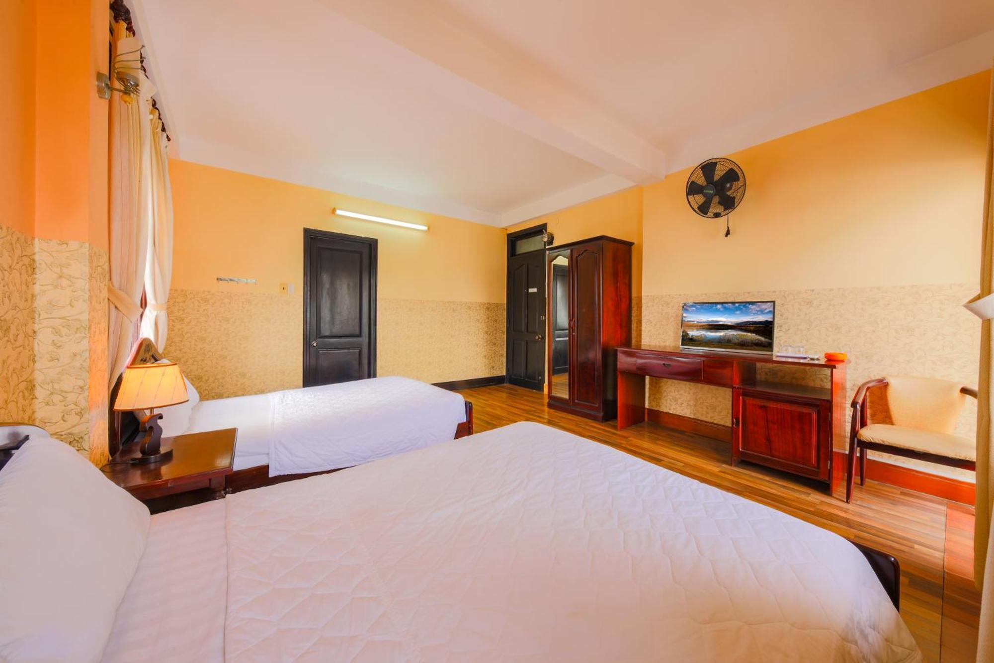 Ponys Hotel Nha Trang Kültér fotó