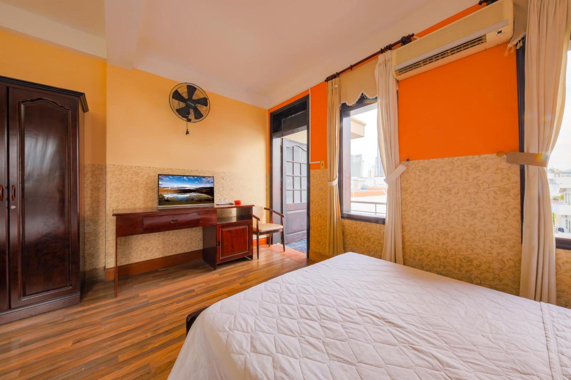 Ponys Hotel Nha Trang Kültér fotó